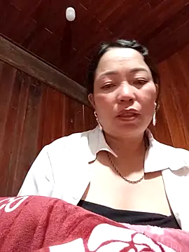 Yellow-pink online show from 12, 3, 2026