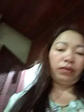 Yellow-pink online show from 10, 4, 2026