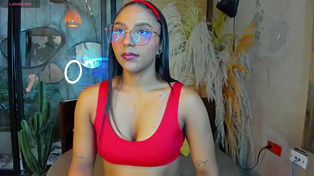 Victoria Gonzalez online show from 10, 4, 2026