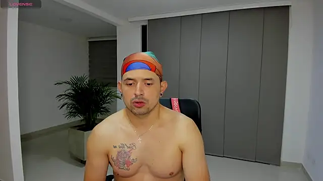 TroyeSavage online show from 13, 3, 2026