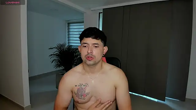 TroyeSavage online show from 16, 3, 2026