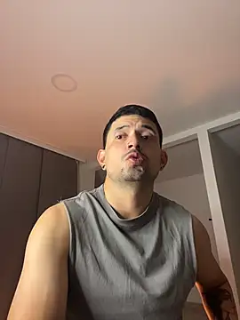 TroyeSavage online show from 6, 4, 2026