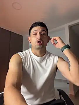 TroyeSavage online show from 8, 4, 2026