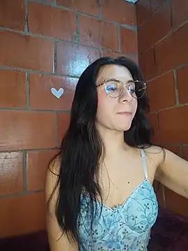 Amanda x1 online show from 30, 4, 2026