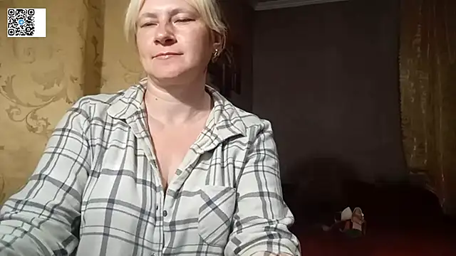 DiamondLady555 online show from 15, 6, 2026
