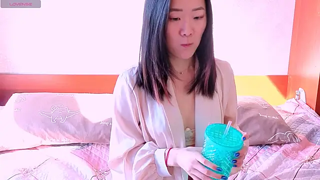 AikooYamada online show from 12, 4, 2026