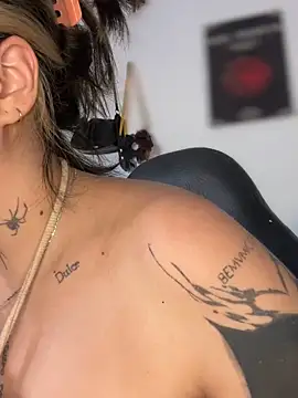 CarolQueen1  online show from 11, 3, 2026