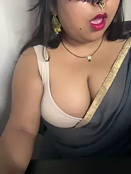 ms daizy online show from 4, 8, 2026