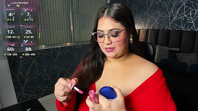 Charlottxl online show from 26, 4, 2026