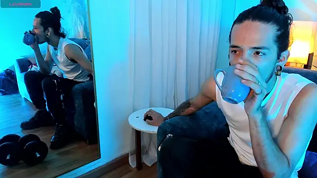 Skinny Mac online show from 12, 4, 2026