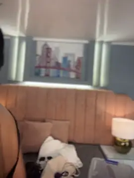 Bella-Ferrer online show from 10, 4, 2026