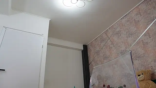 Snapshot of IceBlueBabe chatting on 12, 5, 2026 IceBlueBabe online show from 12, 5, 2026
