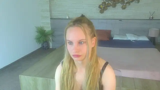Snapshot of IceBlueBabe chatting on 11, 6, 2026 IceBlueBabe online show from 11, 6, 2026