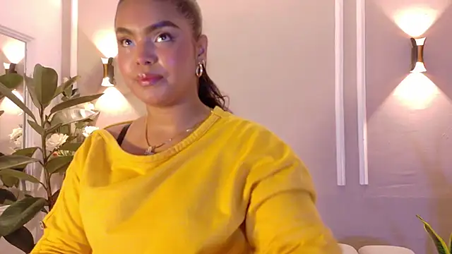 ZoeyMonroe  online show from 24, 7, 2026