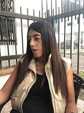Snapshot of Electra_Pinkk chatting on 12, 5, 2026 Electra Pinkk online show from 12, 5, 2026