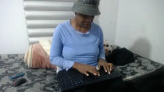 Snapshot of JoycyQueen chatting on 11, 5, 2026 JoycyQueen online show from 11, 5, 2026