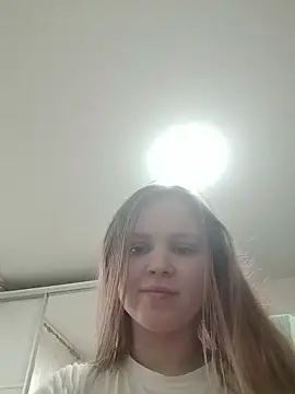 Snapshot of -BeverlyHills- chatting on 12, 3, 2026 -BeverlyHills- online show from 12, 3, 2026