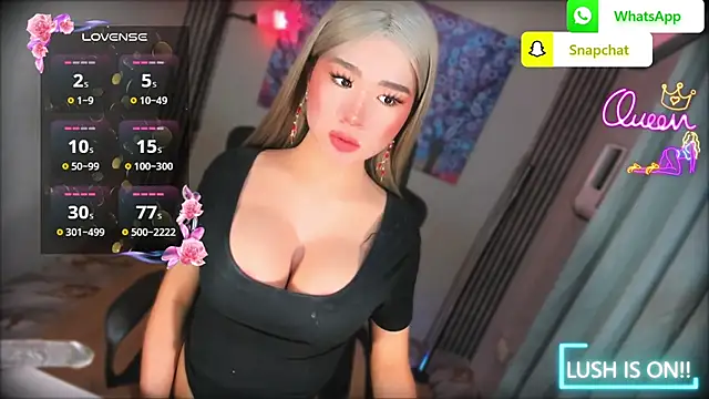 xBigSurpriseLorainex online show from 17, 5, 2026