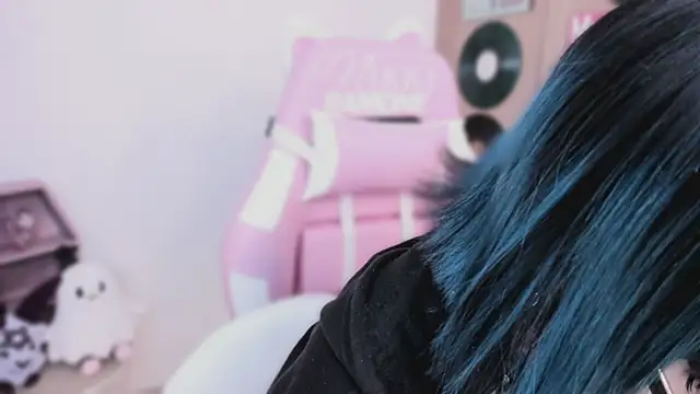 shes creepy online show from 10, 4, 2026