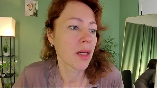 LeticiaRomano online show from 5, 7, 2026
