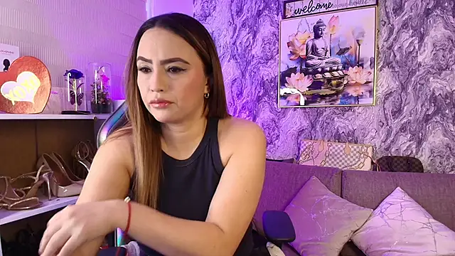 Katalina Alvarezz online show from 6, 5, 2026