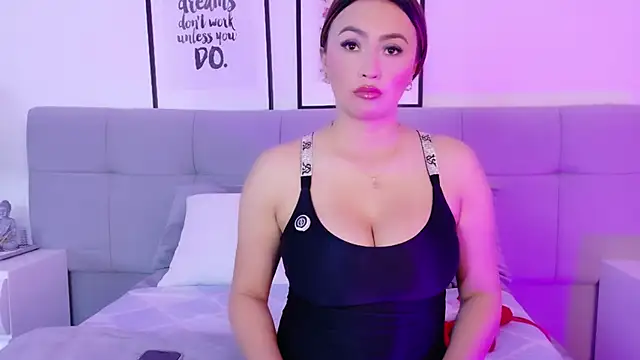Katalina Alvarezz online show from 21, 5, 2026