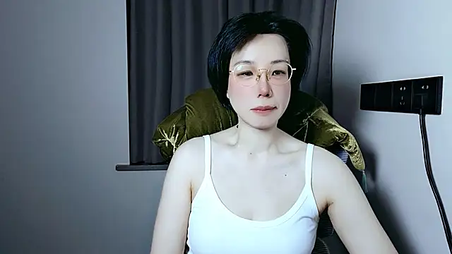 Snapshot of lin_lin_520_520 chatting on 21, 5, 2026 lin lin 520 520 online show from 21, 5, 2026