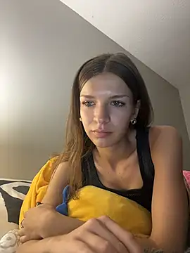 Angelmae2947 online show from 17, 4, 2026