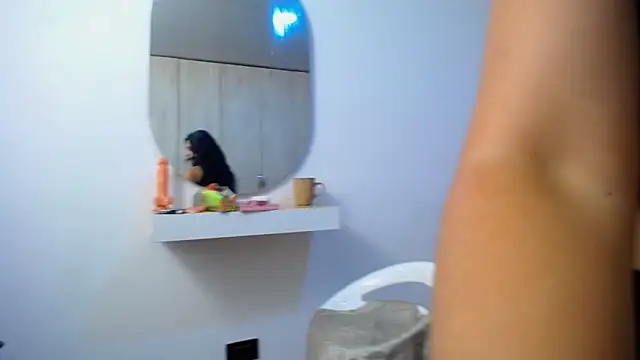 Tamar4 f00x online show from 21, 4, 2026