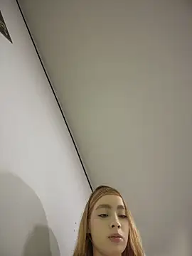 Isabella gaviria online show from 21, 4, 2026