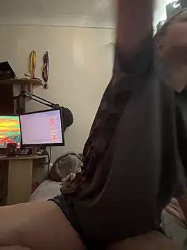 Ameliaxoxoo online show from 8, 4, 2026