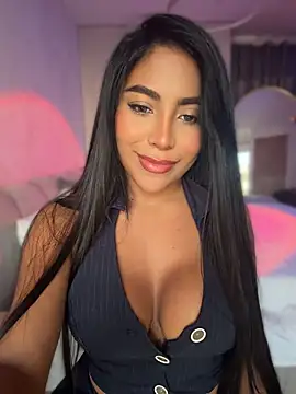 SaraValentina11 online show from 26, 5, 2026