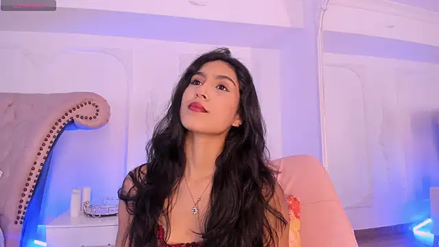 LucianaBlanco  online show from 15, 5, 2026