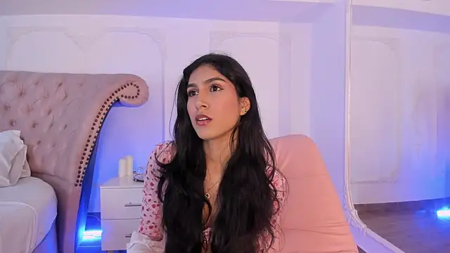 Snapshot of LucianaBlanco_ chatting on 15, 6, 2026 LucianaBlanco online show from 15, 6, 2026