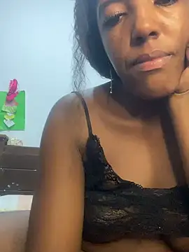 Snapshot of Brenda_hot27 chatting on 17, 6, 2026 Brenda hot27 online show from 17, 6, 2026