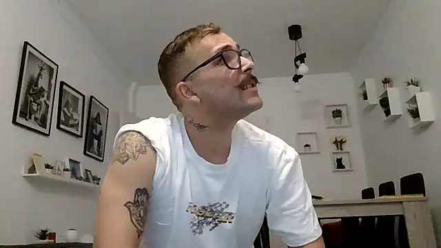 Snapshot of yanick931 chatting on 5, 6, 2026 yanick931 online show from 5, 6, 2026