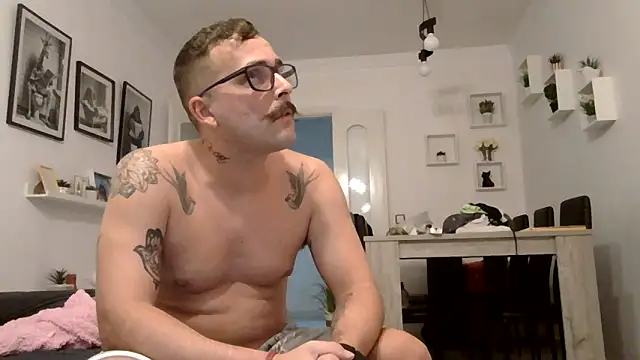 Snapshot of yanick931 chatting on 5, 6, 2026 yanick931 online show from 5, 6, 2026