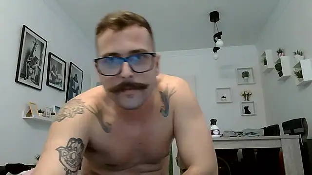 Snapshot of yanick931 chatting on 22, 7, 2026 yanick931 online show from 22, 7, 2026