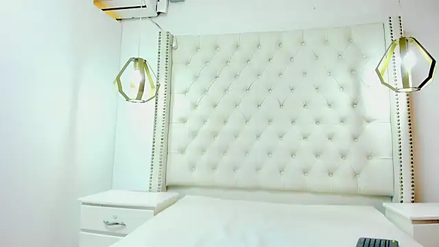 JEAN LEWIS2 online show from 1, 4, 2026