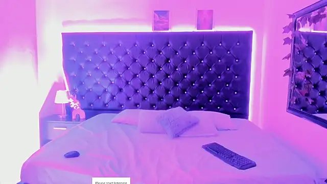 BellaRoge online show from 17, 4, 2026