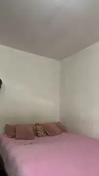 sylphiee  online show from 9, 4, 2026