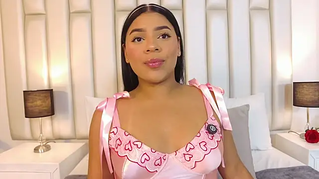 lilly williamss online show from 15, 4, 2026