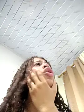 Snapshot of Dirty_Salome2 chatting on 11, 6, 2026 Dirty Salome2 online show from 11, 6, 2026