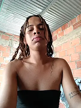 Snapshot of Dirty_Salome2 chatting on 7, 7, 2026 Dirty Salome2 online show from 7, 7, 2026