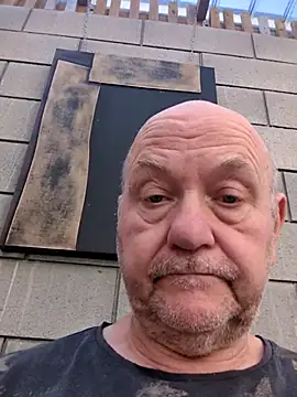 Snapshot of Buggemann chatting on 19, 7, 2026 Buggemann online show from 19, 7, 2026