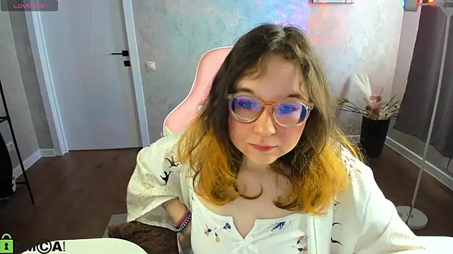 Snapshot of Aleks-caster chatting on 21, 4, 2026 Aleks-caster online show from 21, 4, 2026