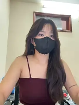 VyVy18 online show from 17, 6, 2026