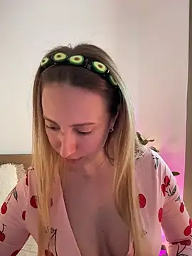 EvaRyen  online show from 29, 4, 2026