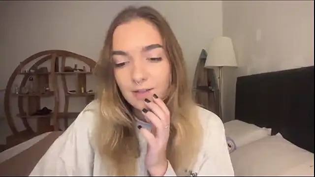RoxyWet online show from 16, 6, 2026