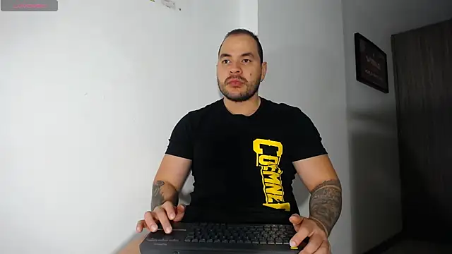 Axel Dominus online show from 22, 6, 2026